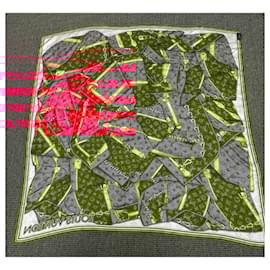 Louis Vuitton-More and More lined face shawl-Brown